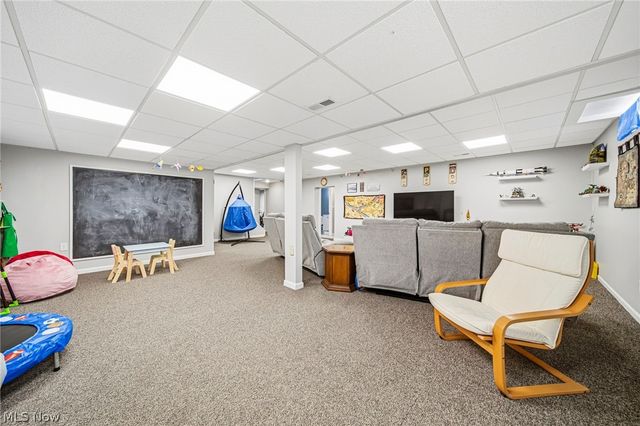 424 Locklie Drive, Highland Heights, OH 44143