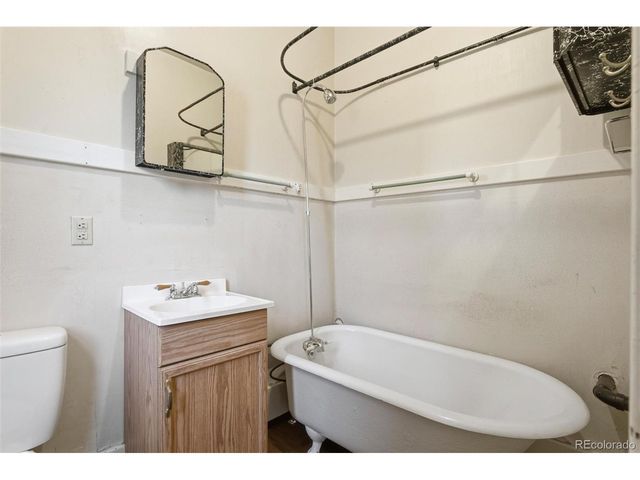 2531 Eaton St, Edgewater, CO 80214