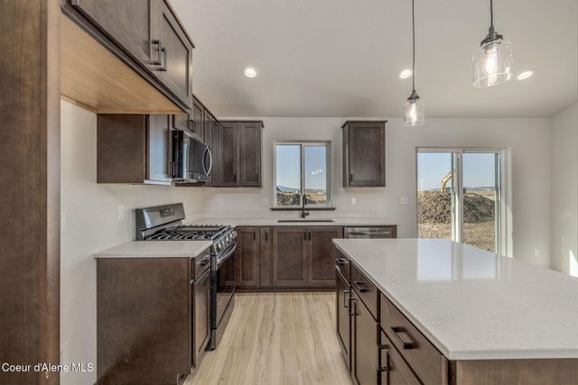 11963 N LENNON LN, Rathdrum, ID 83858