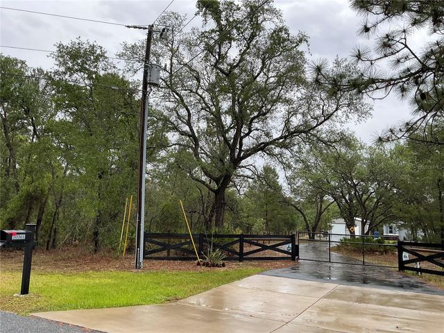 10353 MEADOW WREN AVENUE, Weeki Wachee, FL 34613