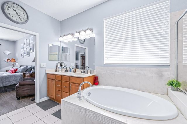 16320 BRIDGEWALK DRIVE, Lithia, FL 33547