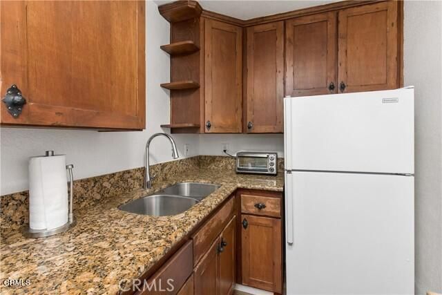 2821 N Los Felices Road 208, Palm Springs, CA 92262