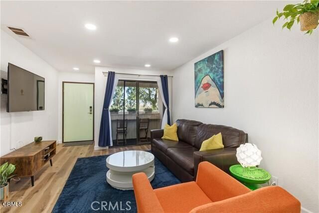 2821 N Los Felices Road 208, Palm Springs, CA 92262