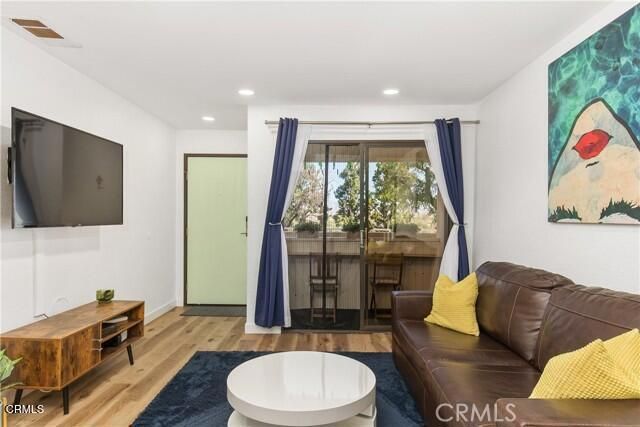 2821 N Los Felices Road 208, Palm Springs, CA 92262