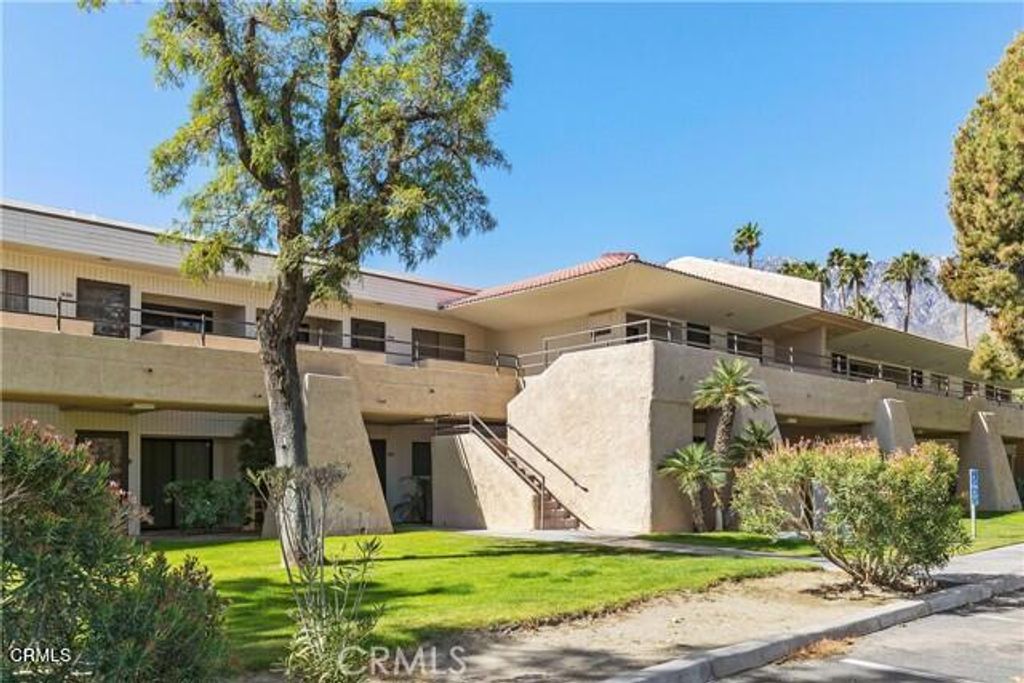 2821 N Los Felices Road 208, Palm Springs, CA 92262