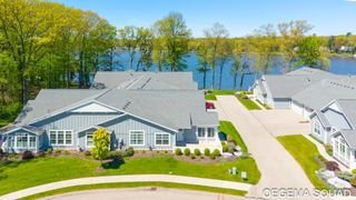 246 Janes View Drive 14, Holland, MI 49424