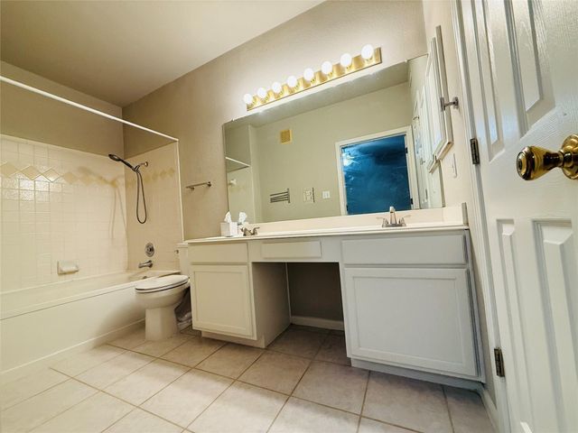 2100 Pipers Field Drive 55, Austin, TX 78758