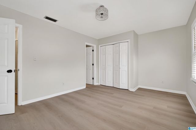 2204 ASCOT LANE, Birmingham, AL 35216