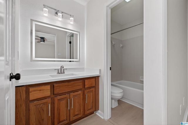 2204 ASCOT LANE, Birmingham, AL 35216