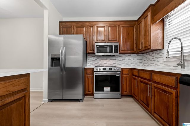2204 ASCOT LANE, Birmingham, AL 35216
