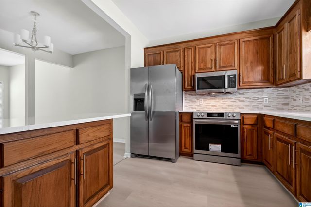 2204 ASCOT LANE, Birmingham, AL 35216