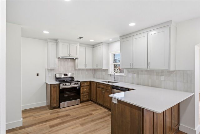 916 S 13th Place, Rogers, AR 72758