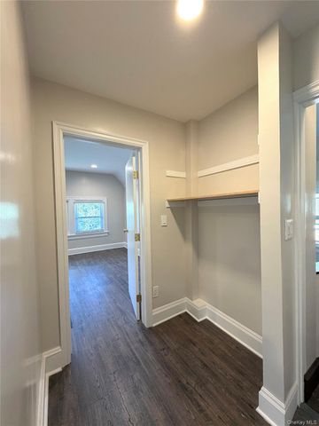 148 Meadow Lane, New Rochelle, NY 10805