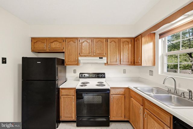 200 FREETON CT, Stephens City, VA 22655