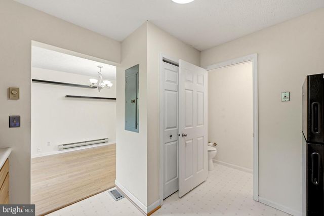 200 FREETON CT, Stephens City, VA 22655