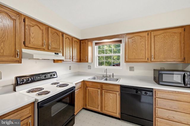 200 FREETON CT, Stephens City, VA 22655