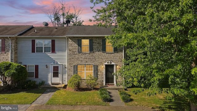 200 FREETON CT, Stephens City, VA 22655