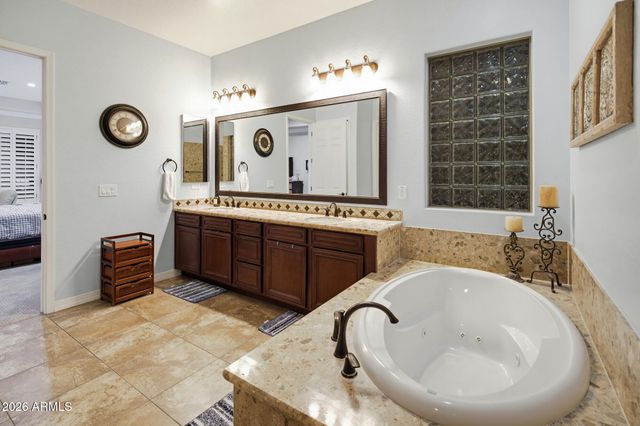 8771 W JJ RANCH Road, Peoria, AZ 85383