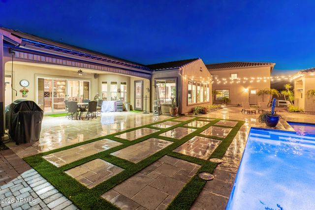 8771 W JJ RANCH Road, Peoria, AZ 85383