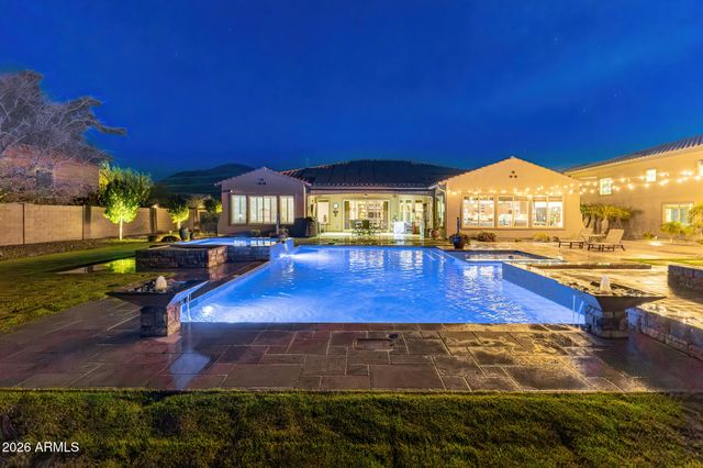 8771 W JJ RANCH Road, Peoria, AZ 85383