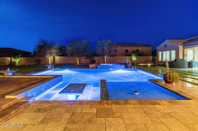 8771 W JJ RANCH Road, Peoria, AZ 85383