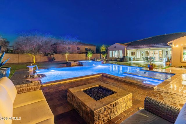 8771 W JJ RANCH Road, Peoria, AZ 85383