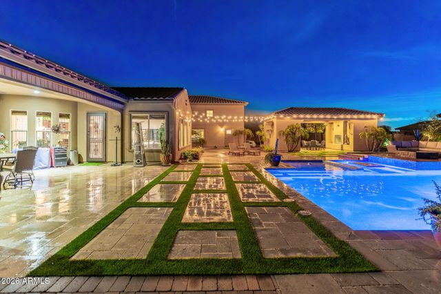 8771 W JJ RANCH Road, Peoria, AZ 85383