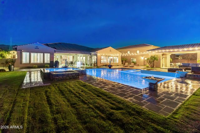 8771 W JJ RANCH Road, Peoria, AZ 85383