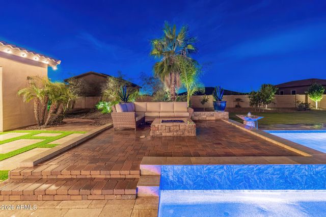 8771 W JJ RANCH Road, Peoria, AZ 85383