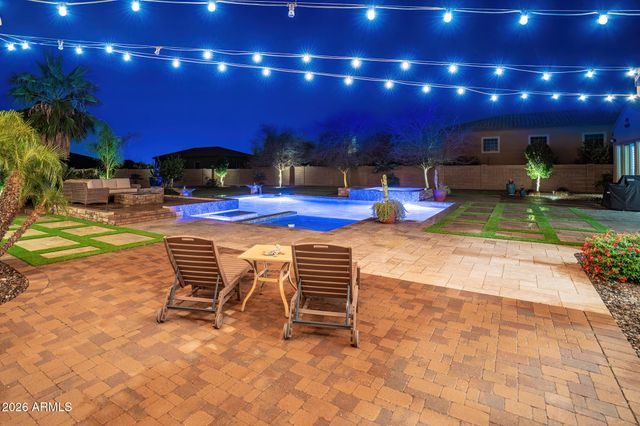 8771 W JJ RANCH Road, Peoria, AZ 85383