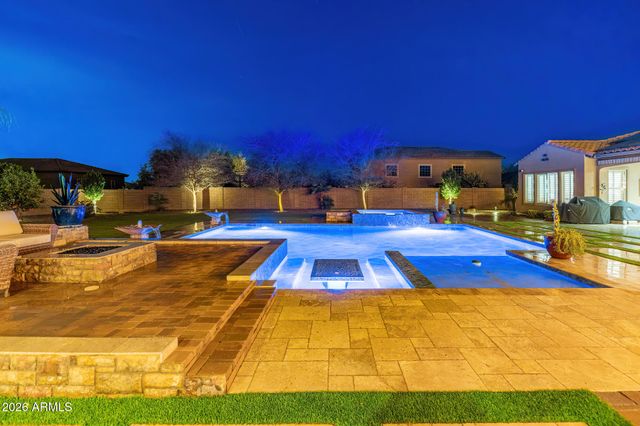 8771 W JJ RANCH Road, Peoria, AZ 85383