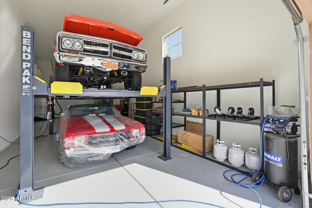 8771 W JJ RANCH Road, Peoria, AZ 85383