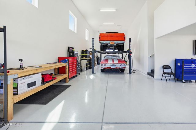 8771 W JJ RANCH Road, Peoria, AZ 85383