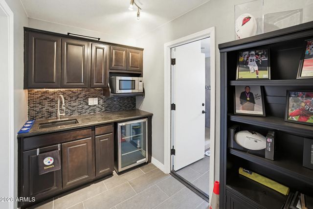 8771 W JJ RANCH Road, Peoria, AZ 85383