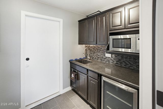 8771 W JJ RANCH Road, Peoria, AZ 85383