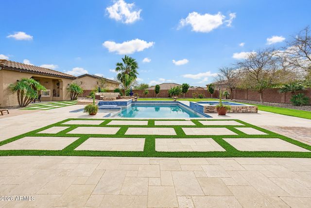 8771 W JJ RANCH Road, Peoria, AZ 85383