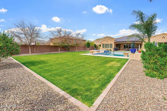 8771 W JJ RANCH Road, Peoria, AZ 85383