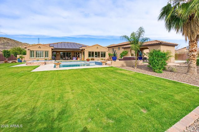 8771 W JJ RANCH Road, Peoria, AZ 85383