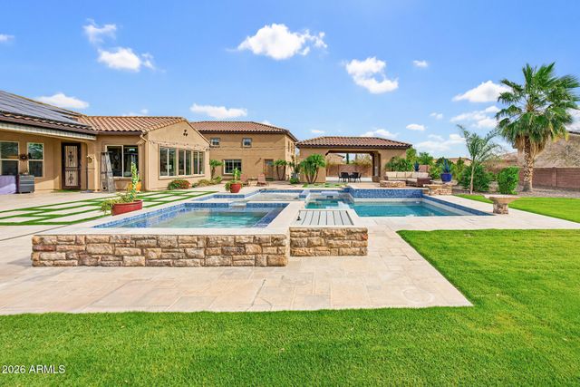 8771 W JJ RANCH Road, Peoria, AZ 85383