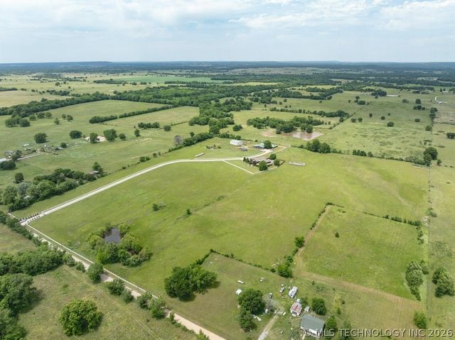 10034 E 233rd S, Porum, OK 74455