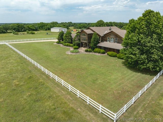 10034 E 233rd S, Porum, OK 74455