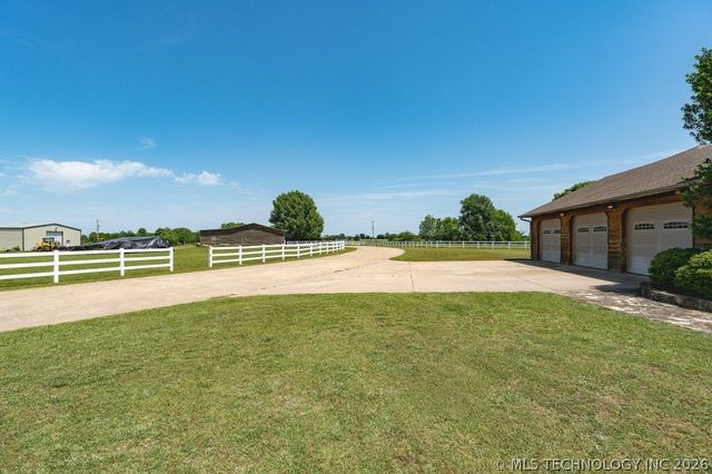 10034 E 233rd S, Porum, OK 74455