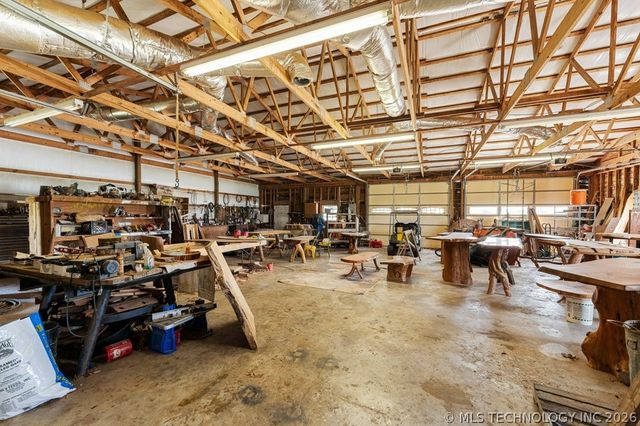 10034 E 233rd S, Porum, OK 74455