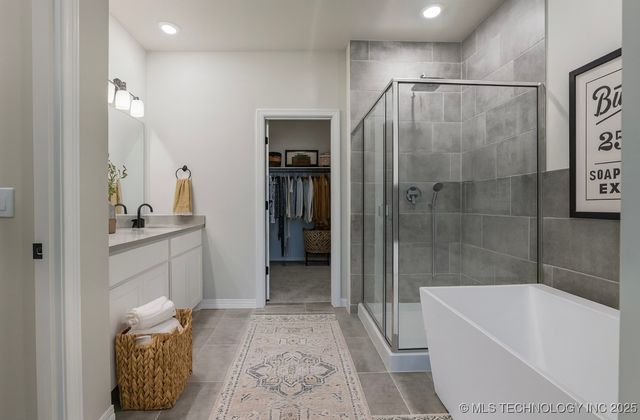 2416 W Birmingham Street, Broken Arrow, OK 74011