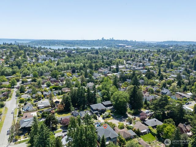 4338 NE 58th Street, Seattle, WA 98105