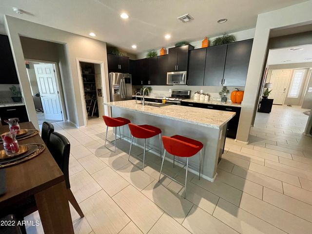 9815 N 185TH Drive, Waddell, AZ 85355