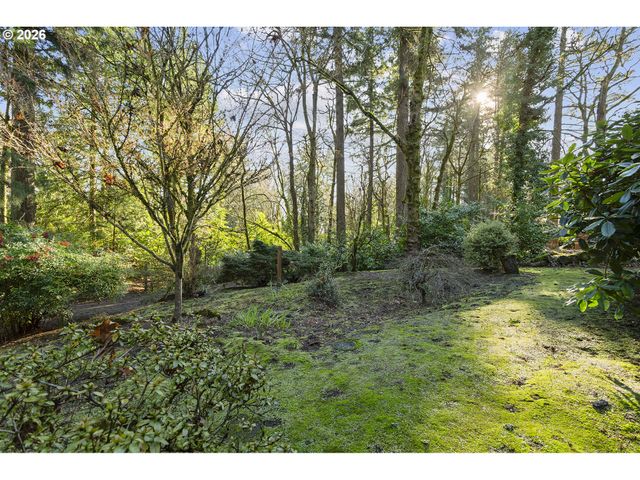 10410 Sw 25TH Ave, Portland, OR 97219