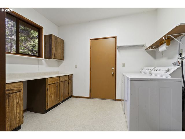 10410 Sw 25TH Ave, Portland, OR 97219