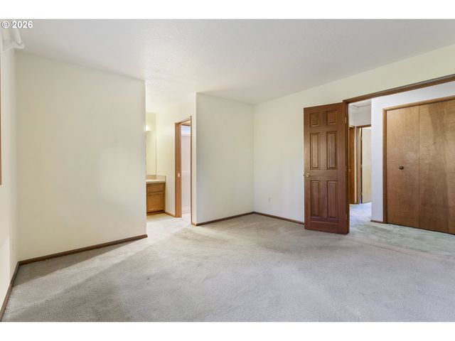 10410 Sw 25TH Ave, Portland, OR 97219