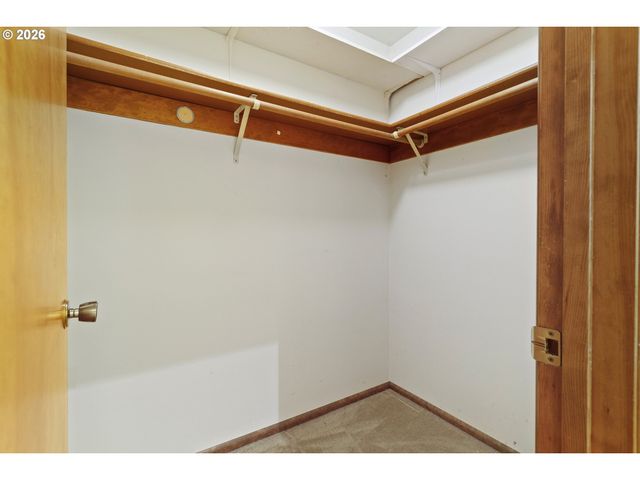 10410 Sw 25TH Ave, Portland, OR 97219